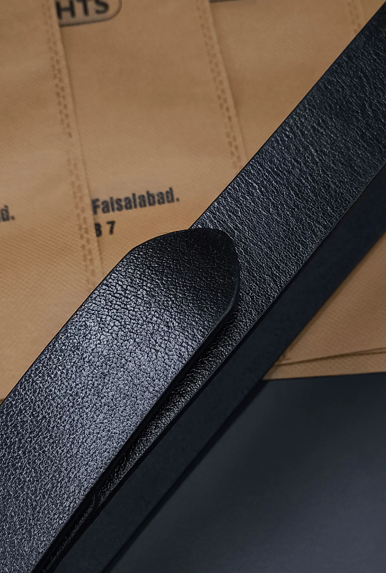 1P SOFT BLACK Leather Belt