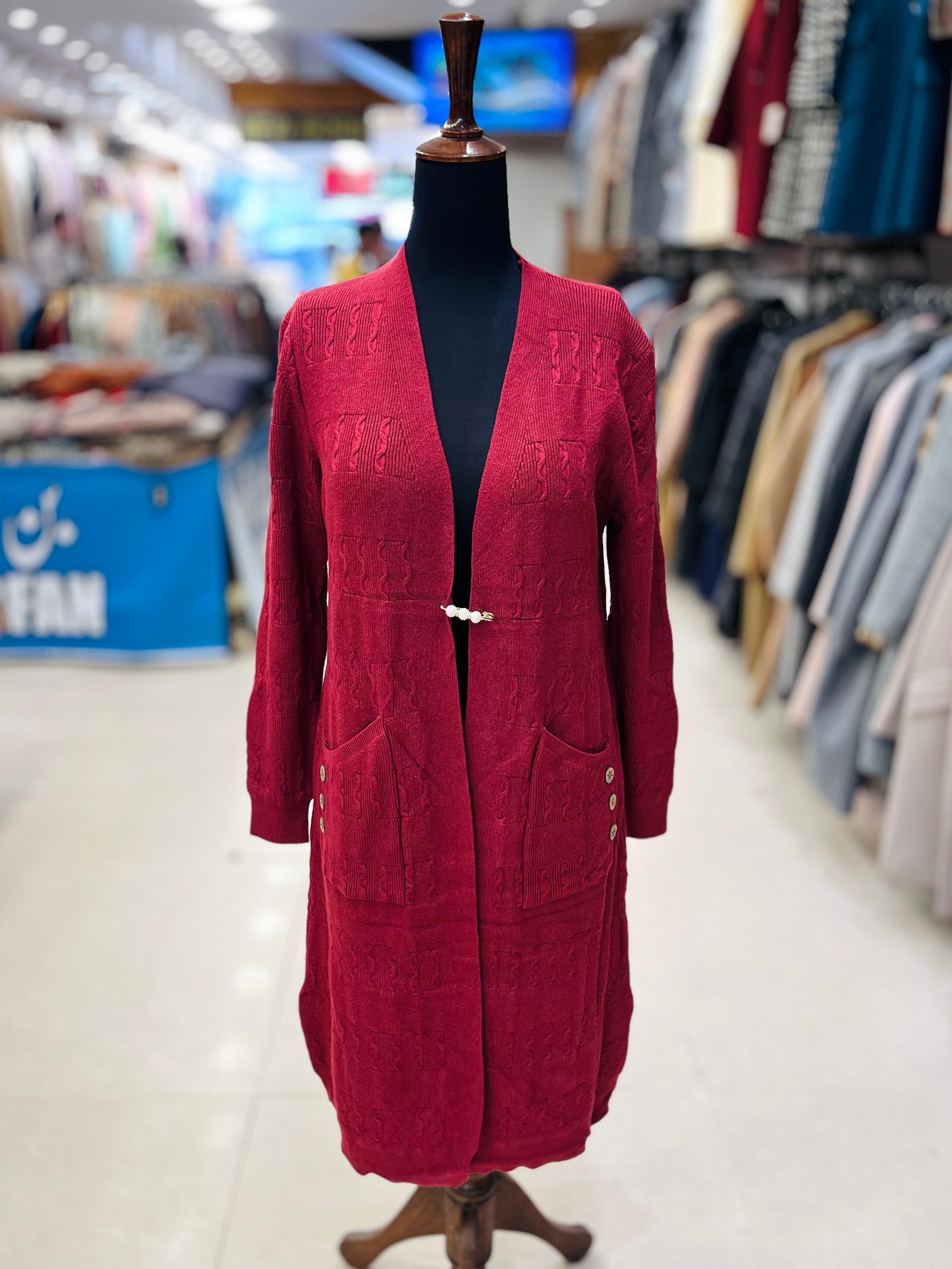 Longline Cable Knit Cardigan with Decorative Gold-Tone Buttons