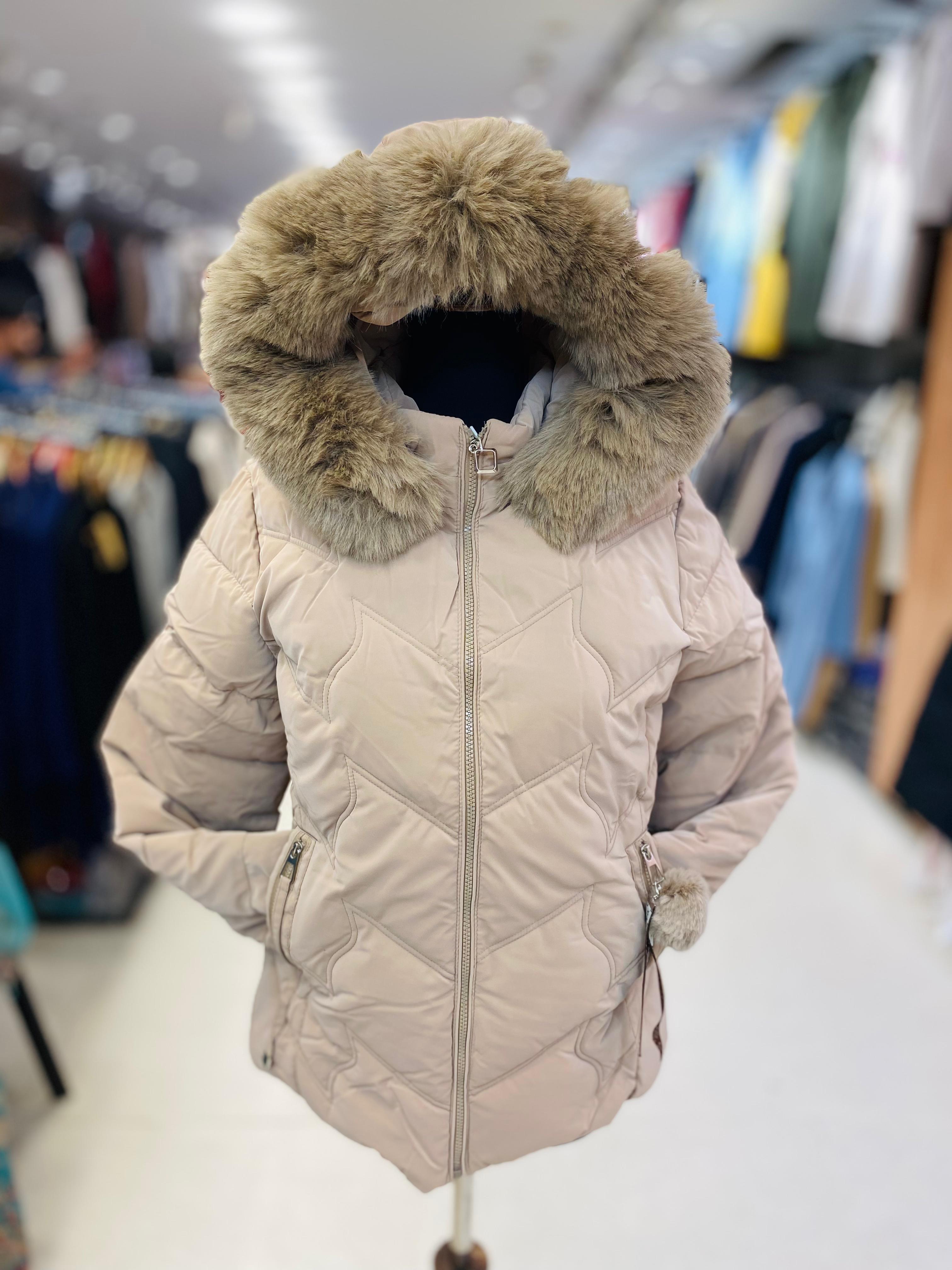 Women's Puffer Jacket with Faux Fur Hood